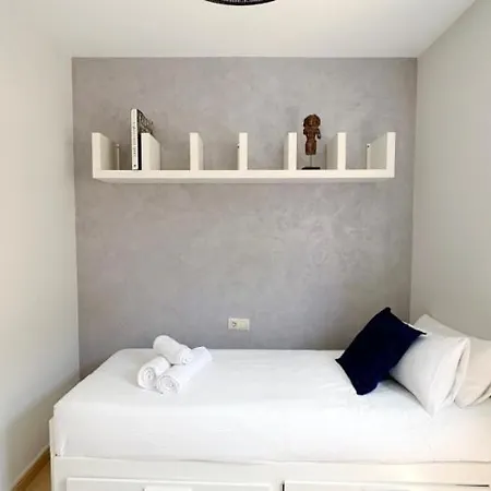 En